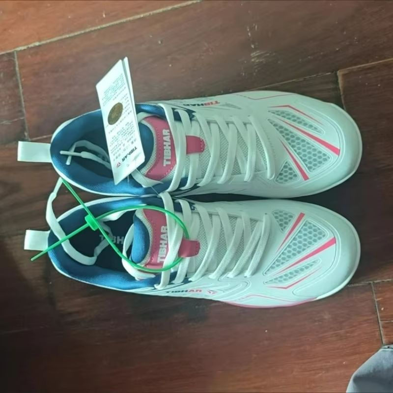 Элитные кроссовки для настольн – обзор и цена Badminton Shoes Men